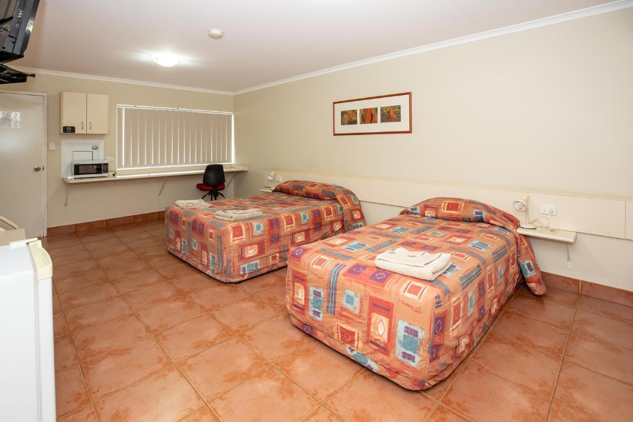 Leichhardt Hotel Motel Cloncurry Kültér fotó