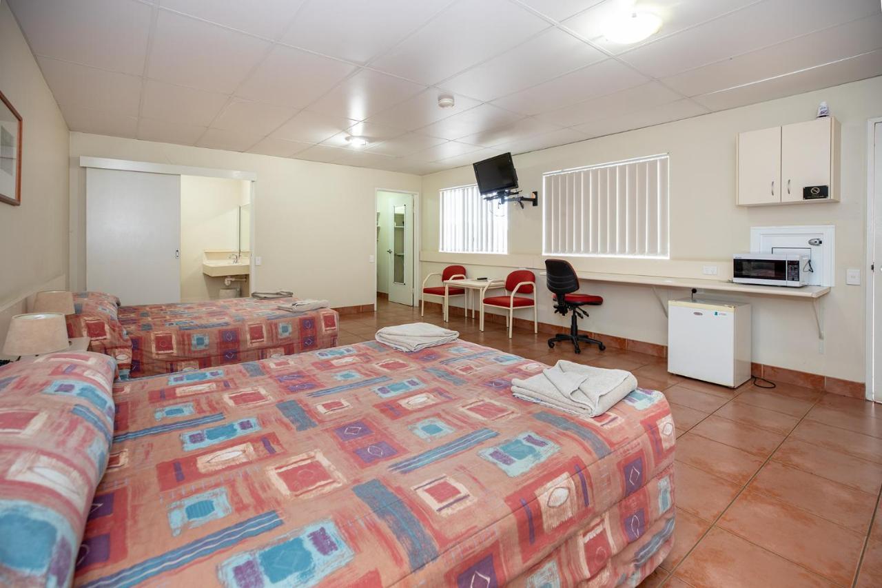 Leichhardt Hotel Motel Cloncurry Kültér fotó